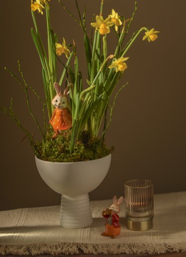 Goebel Påskhare Rabbit Eager Trumpeter 8 cm