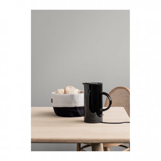 Stelton EM77 Vattenkokare 0,5 liter, Black