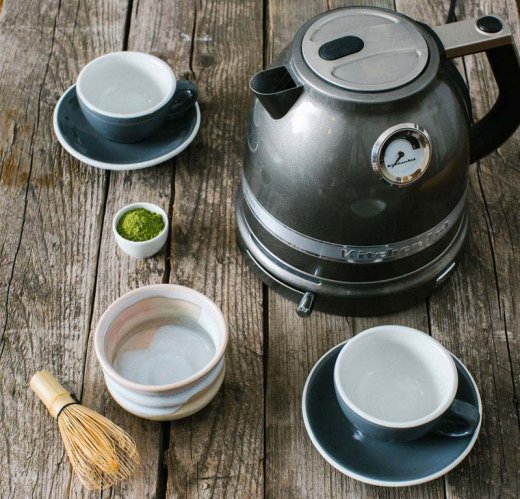 KitchenAid Artisan Vattenkokare. 1,5L med temperaturreglage. 5KEK1522 Röd