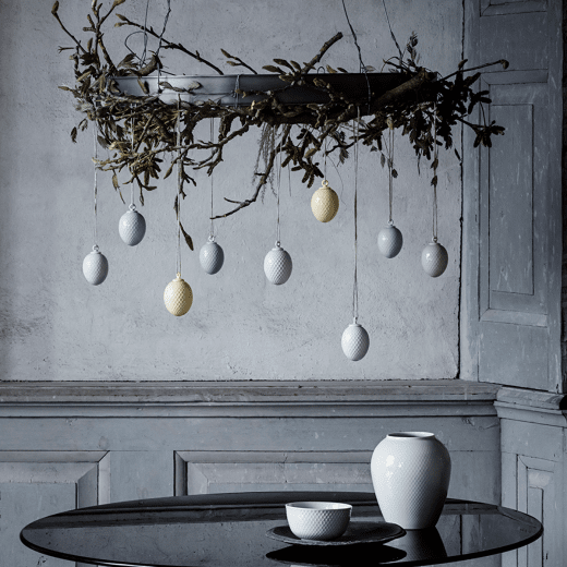 Lyngby Porcelæn Rhombe Påskhänge 7,5cm lavendel