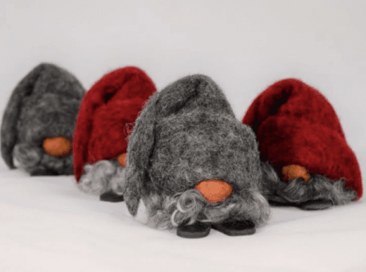 Åsas Tomtebod Vätten Lill-Sune, 9 cm Röd Luva